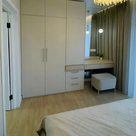 Apartment Platinum 52 *